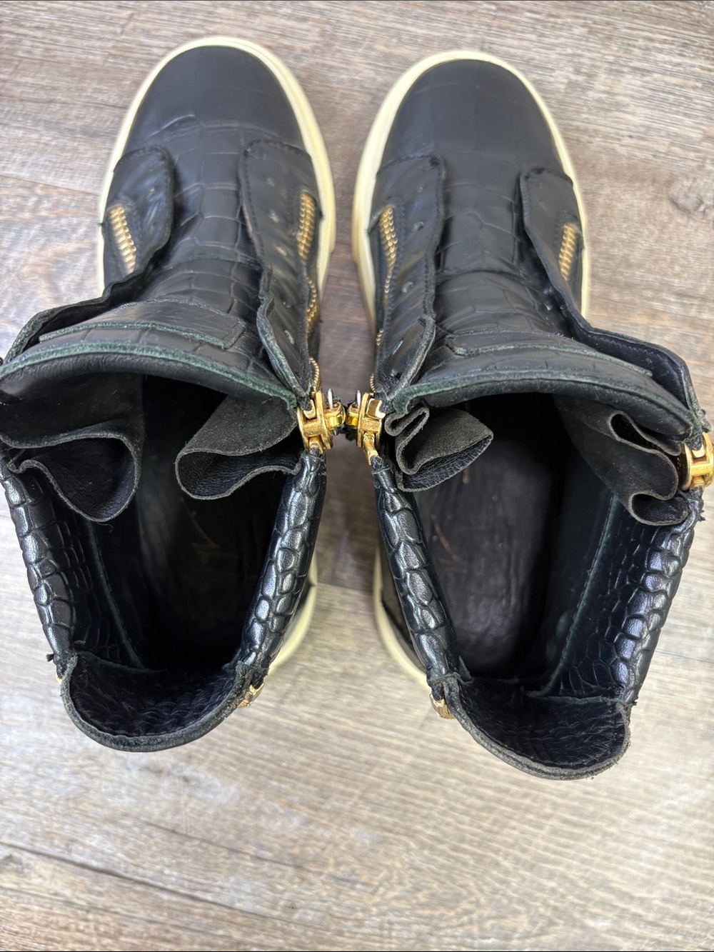 Giuseppe Zanotti Black Croc Embossed High Top Sneakers Gold Zip Italy EU 38 - Picture 7 of 11
